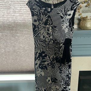 Patterned Blue Black and White Fitted Dress